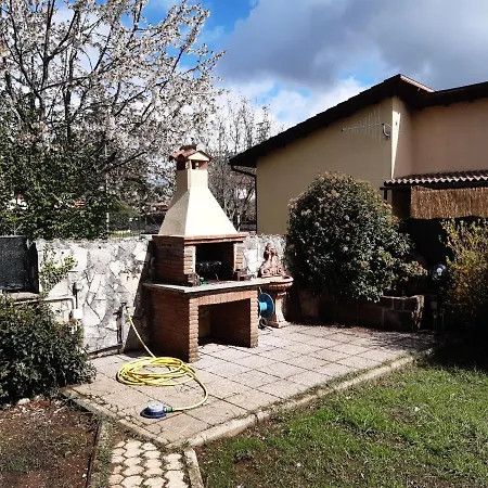 Gli Eucalipti_la Genziana E Il Sambuco Rocca di Botte